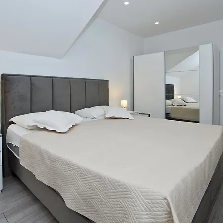 Divkovic Apartamento *