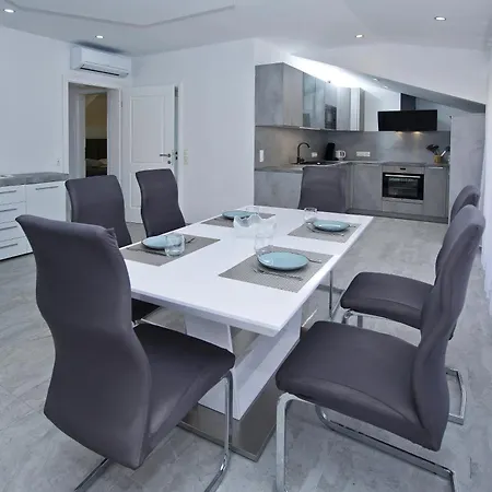 Divkovic Apartman *