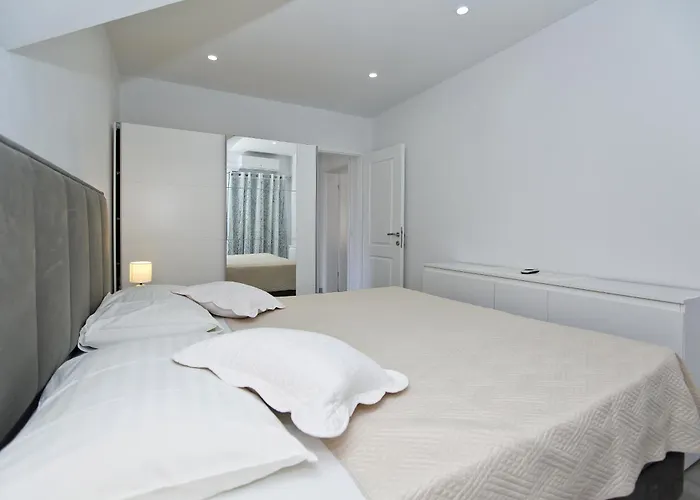 Divkovic شقة هفار